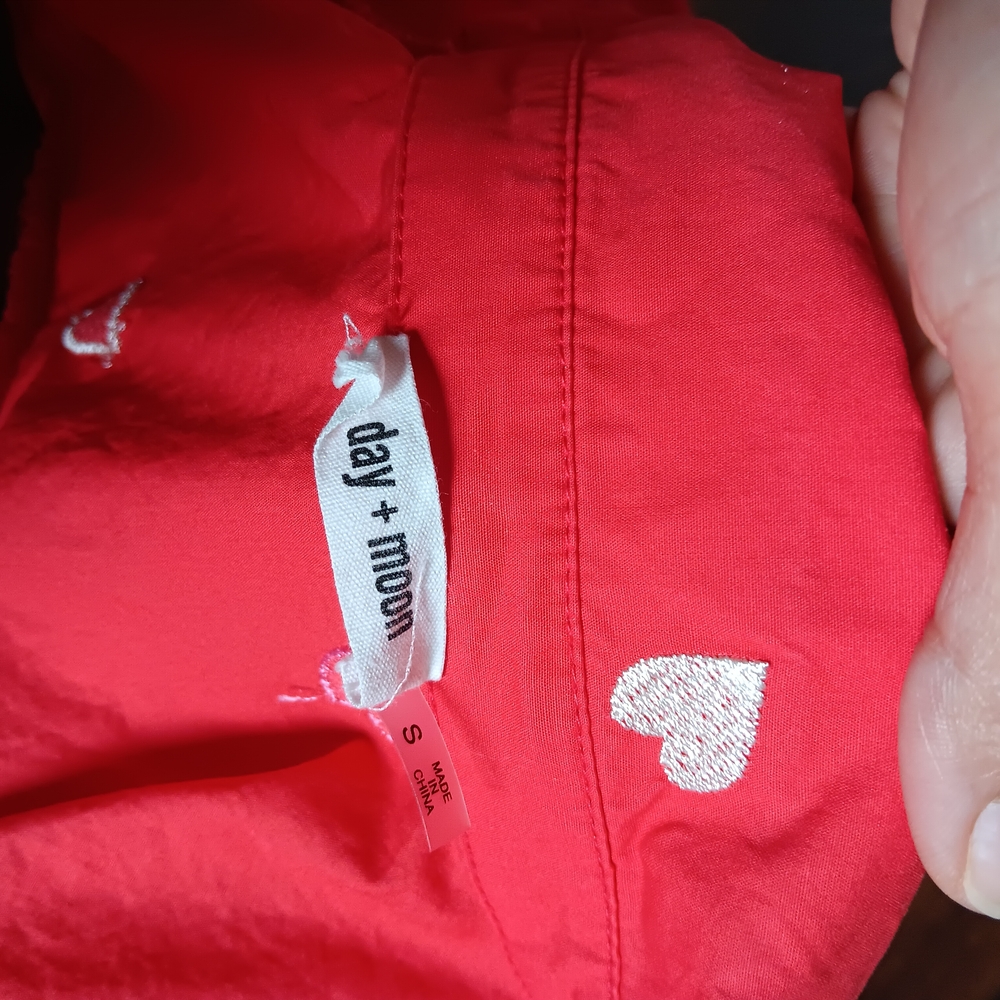 Red Heart Patterned Blouse - Picture 4 of 6